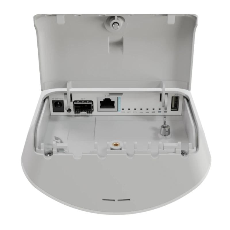MikroTik mANTBox ax 15s WiFi6 1xGbE 1x2.5G SFP Saída - Imagem de Detalhe 2
