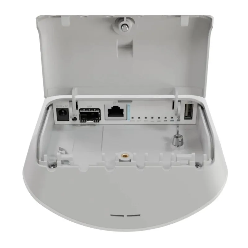 MikroTik mANTBox ax 15s WiFi6 1xGbE 1x2.5G SFP Saída - Imagem de Detalhe 2