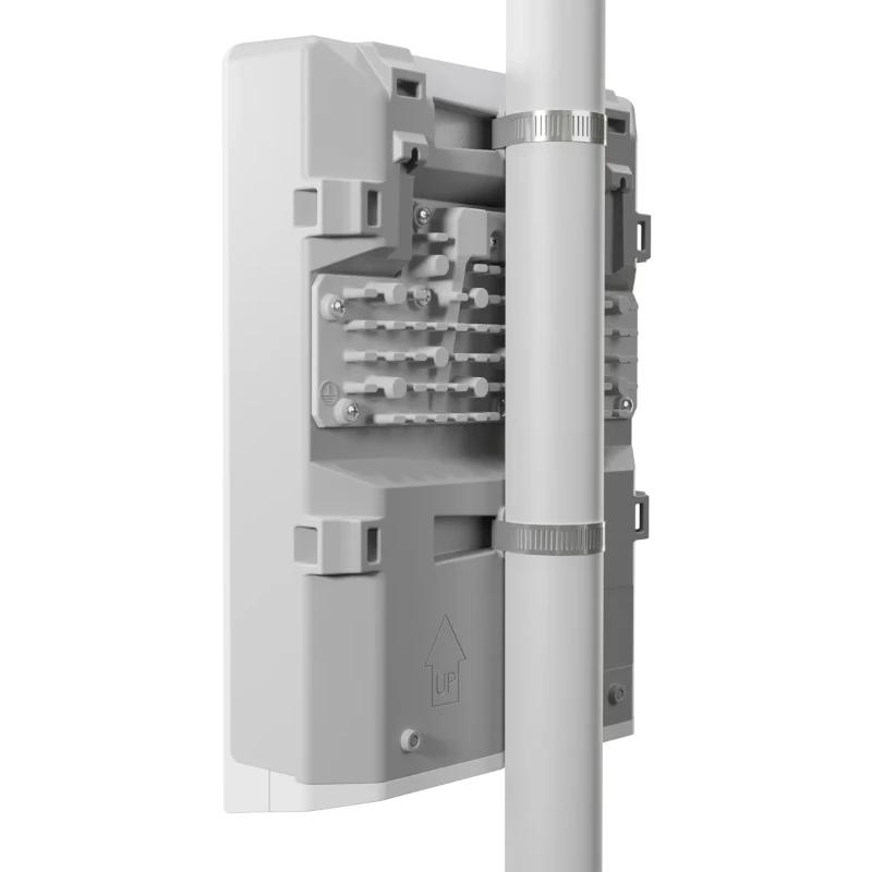 Mikrotik CRS318-16P-2S+OUT Switch Out netPower 16P - Imagem de Detalhe 2